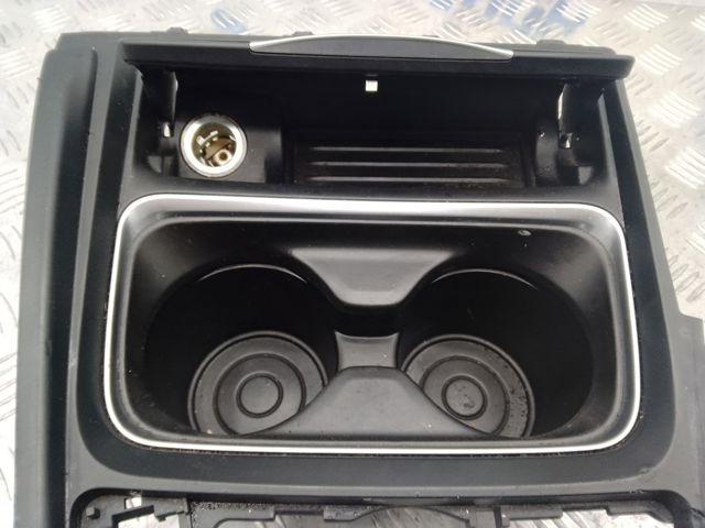 51169218925 BMW Накладка декоративная центральной консоли купить в Павлоград