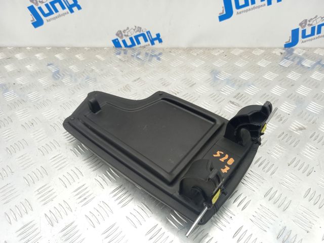 51169285129 BMW Крышка подлокотника купить в Тернополь