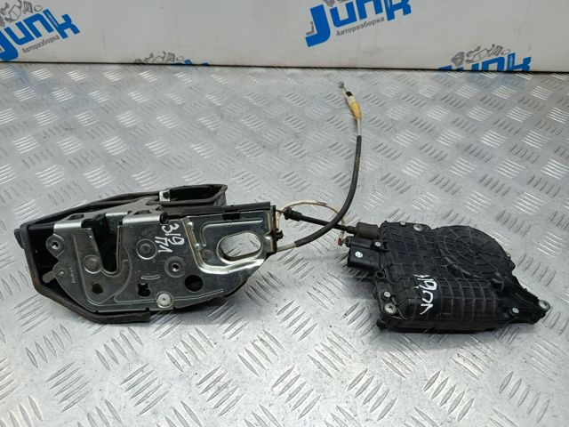 Запор кабины 51215A36E17 BMW