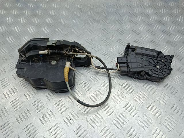 51215A36E17 BMW Замок водительской двери купить в Украина