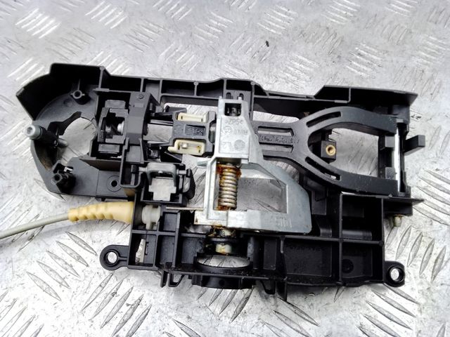 BMW 51217175649 Держатель наружной ручки двери передней левой в наличии Тернополь