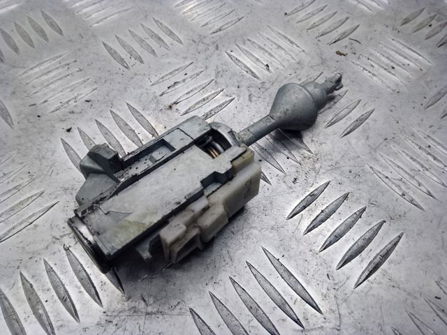 BMW 51217187881 Личинка замка двери передней левой в наличии Каменское