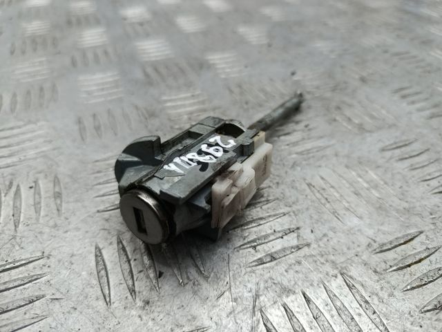 Личинка замка левой двери 51217212873 BMW