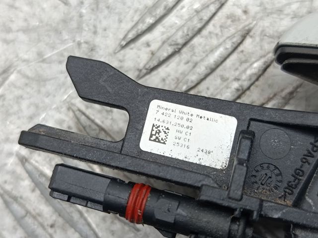 Ручка передней двери наружная, правая 51217433844 BMW
