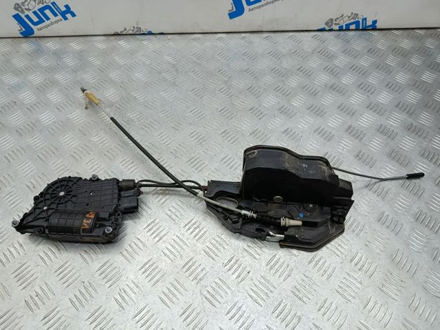 51225A36E15 BMW Замок двери задней левой купить в Тернополь