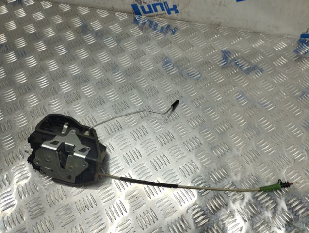 Замок двери задней правой 51227276674 BMW