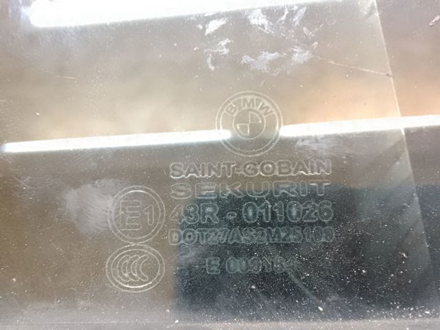 Уголок задней правой двери 51357336042 BMW