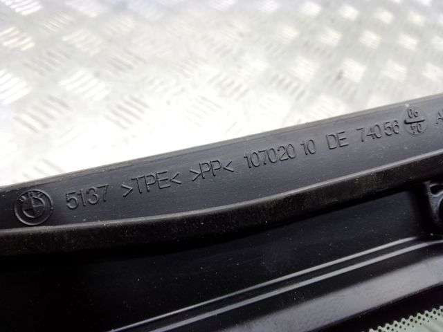 BMW 51377405606 Стекло-форточка двери задней правой в наличии Одесса