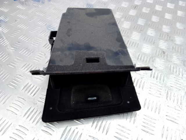 Ящик для перчаток 51459206025 BMW