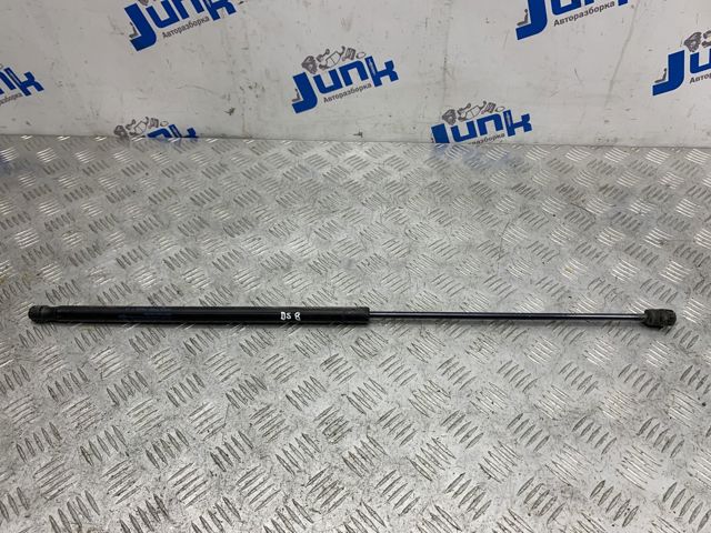 Стойка капота левая 5345006040 TOYOTA