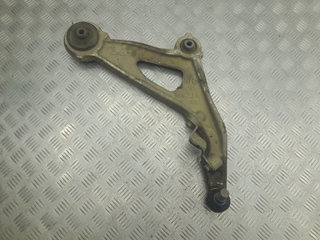 Передний нижний рычаг 545003JA0A NISSAN