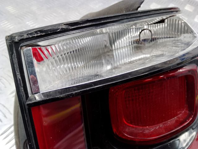 Фонарь задний правый, внешний 55112838AB CHRYSLER