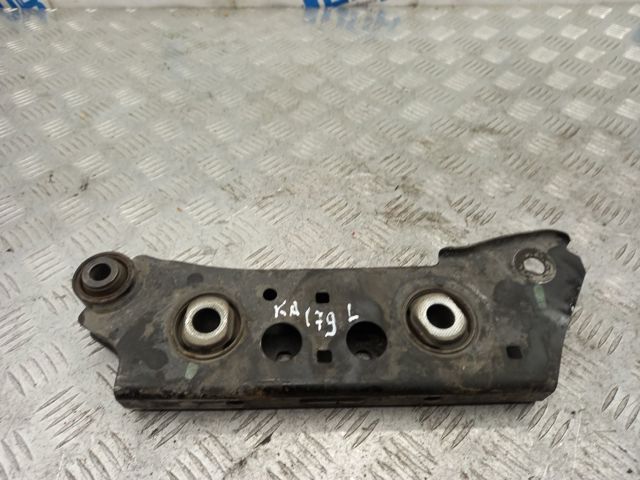 Балансир задний нижний, левый 551A15NA0A NISSAN