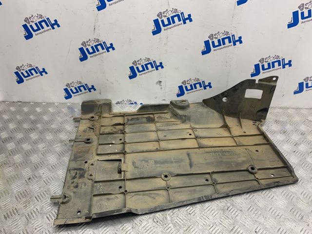 5762750020 Защита днища задняя правая купить Черновцы