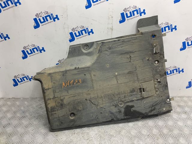 TOYOTA 5762750020 Защита днища задняя правая в наличии Полтава