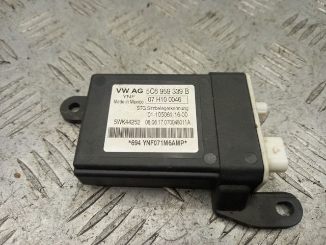 VAG 5C6959339B в наличии Киев