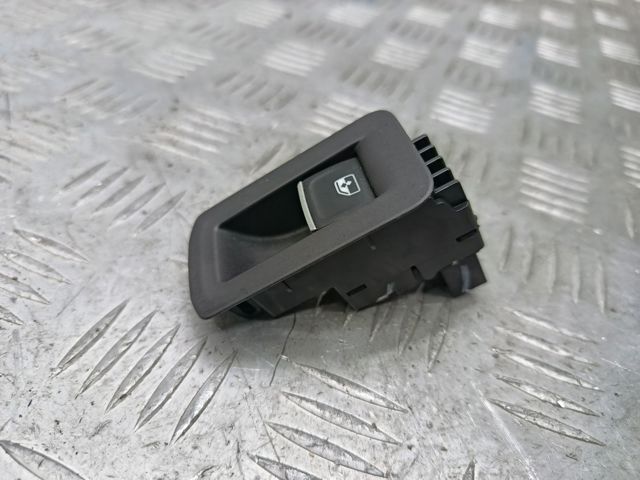 VAG 5G0959855LWZU Кнопка включения мотора стеклоподъемника передняя правая в наличии Тернополь