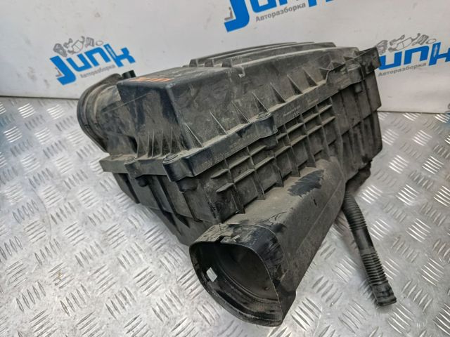 VAG 5N0129607 Корпус фильтра в наличии Ирпень
