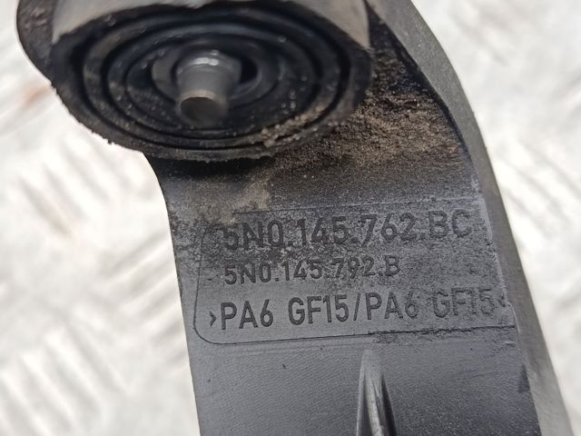 Шланг интеркуллера 5N0145792B VAG