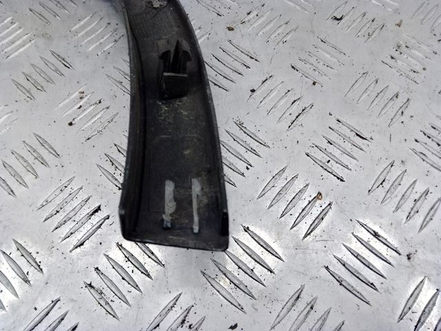 Молдинг арки колеса заднего, правый 5N0854820B9B9 VAG