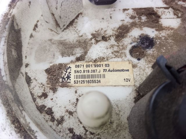 VAG 5N0919087J Модуль топливного насоса с датчиком уровня топлива в наличии Сумы