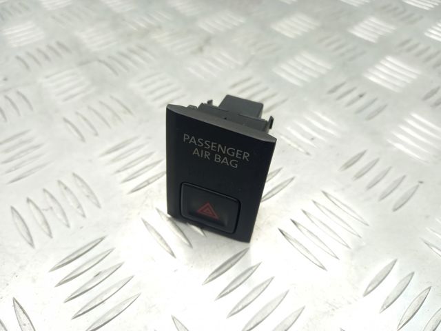 5NA953509AECU VAG Кнопка включения аварийного сигнала купить в Черновцы