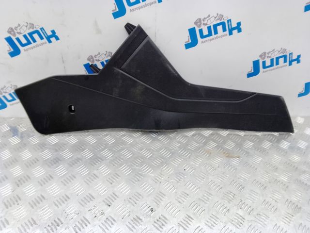 VAG 5NN86304582V Накладка декоративная центральной консоли в наличии Тернополь