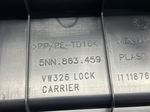 5NN86345982V VAG Облицовка задней панели багажника купить в Запорожье