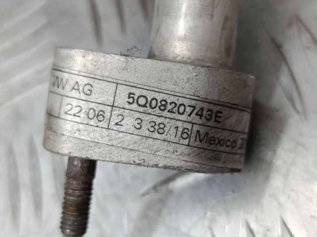 5Q0820743E VAG Шланг кондиционера, от испарителя к компрессору купить в Днепр