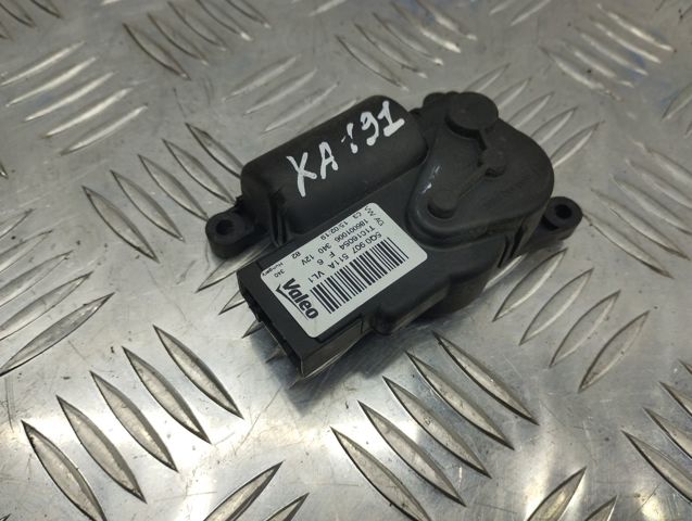 VAG 5Q0907511A Привод заслонки печки в наличии Украина