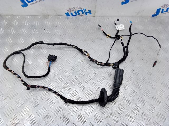 Жгут проводов задней двери 61126812218 BMW