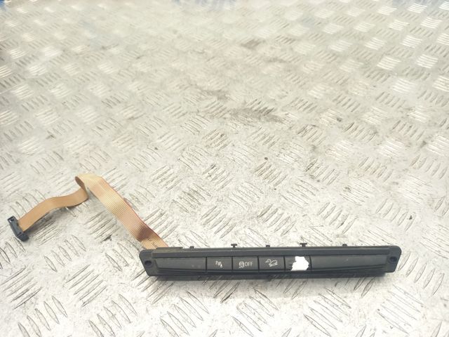 Блок кнопок центральной консоли 61319208218 BMW