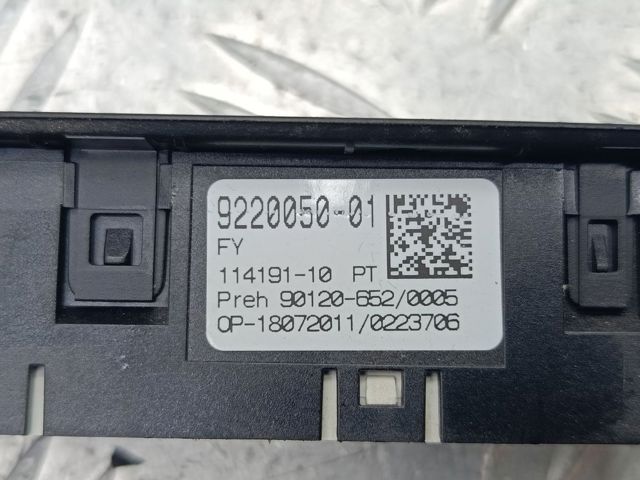 Блок кнопок центральной консоли 61319220050 BMW