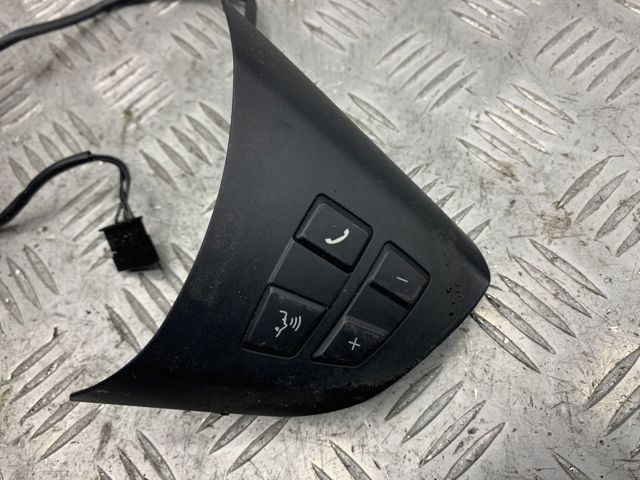 BMW 61319239899 Блок кнопочных переключателей рулевого колеса в наличии Ровно