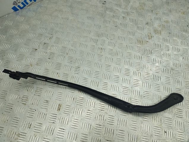 Рычаг стеклоочистителя 61619449916 BMW