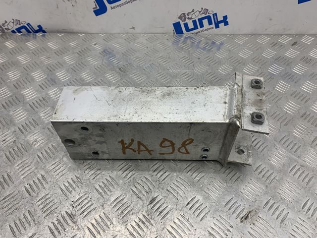 622115NA0A Кронштейн усилителя переднего бампера купить Житомир