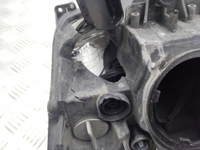 63117338710 BMW Правая фара купить в Одесса