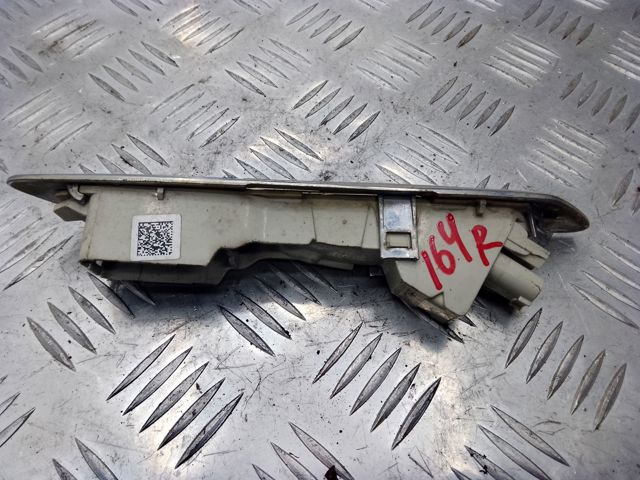 63137154168 BMW Повторитель поворота на крыле правый купить в Чернигов