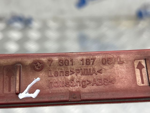 BMW 63147382233 Левый отражатель заднего бампера в наличии Киев
