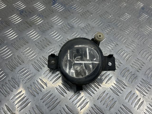 Туманка правая 63177237434 BMW