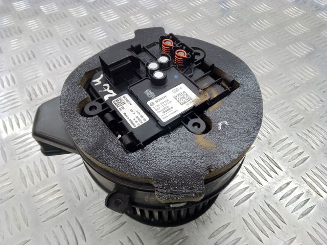 64116836881 BMW Мотор вентилятора печки (отопителя салона) купить в Каменское
