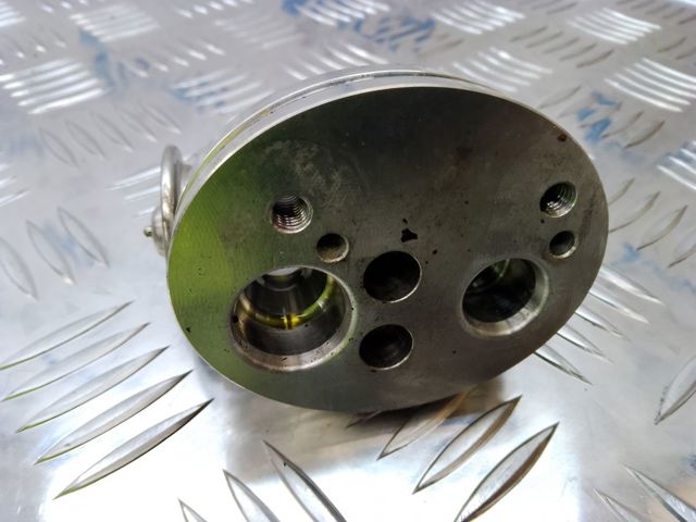 Клапан TRV, кондиционера 64119159803 BMW