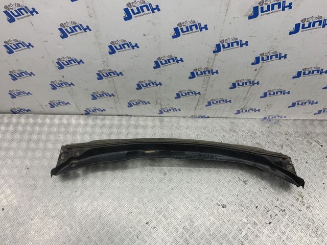 Водосток лобового стекла, жабо 668625NA0B NISSAN