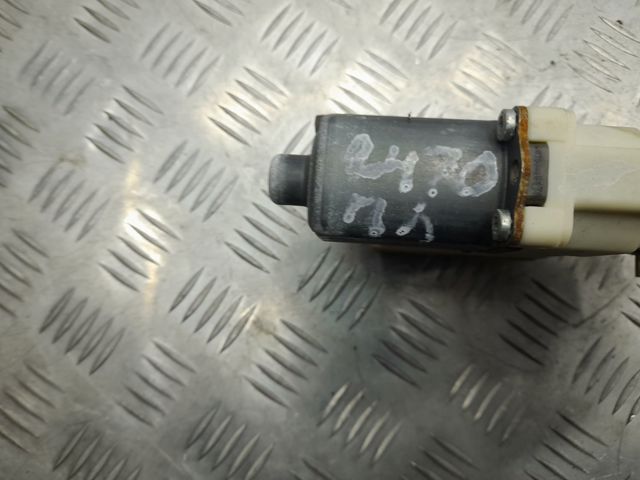 Мотор стеклоподъемника двери передней, левой 67627207007 BMW