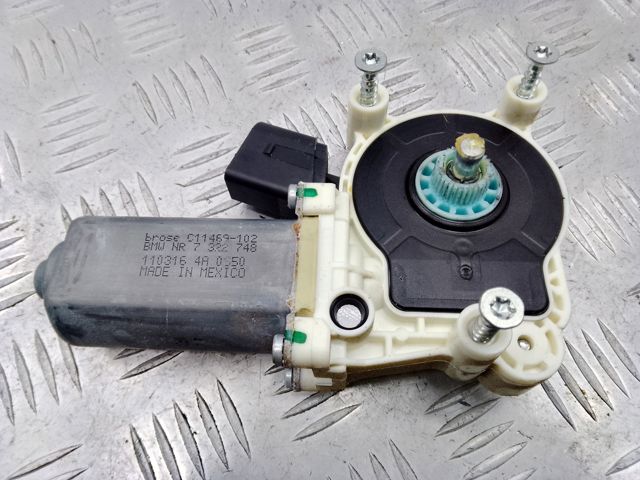 Мотор стеклоподъемника двери передней, правой 67627322748 BMW
