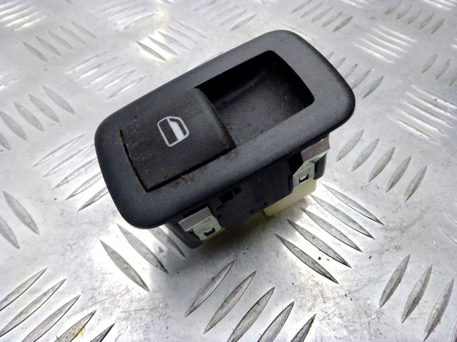 Кнопки заднего стеклоподъёмника 68085690AC CHRYSLER