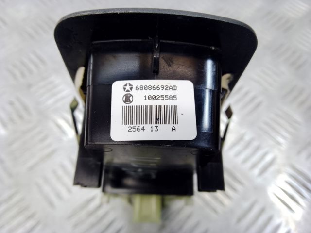 Кнопки переднего левого стекло подъемника 68086692AF CHRYSLER