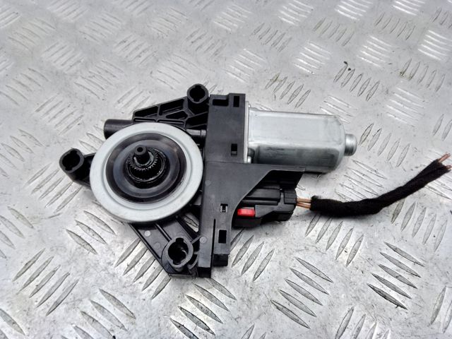 68227367AA CHRYSLER Мотор стеклоподъемника двери задней левой купить в Черкассы