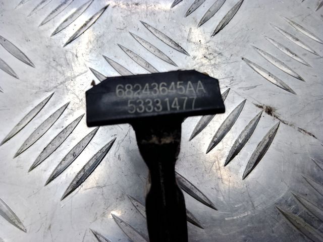 Ограничитель двери, задний 68243645AA CHRYSLER