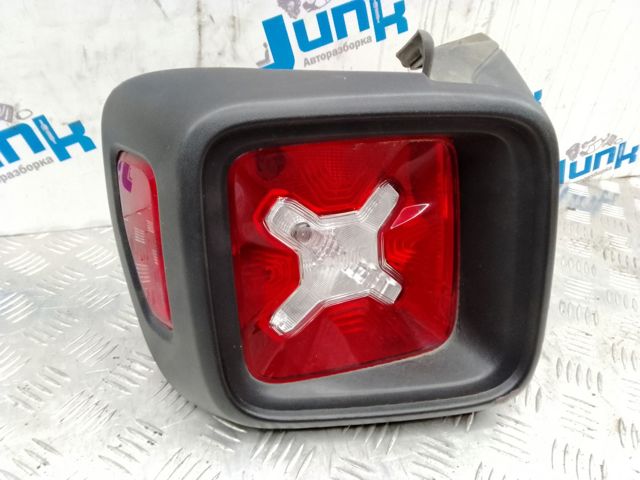 Задний левый стоп 68429903AA CHRYSLER